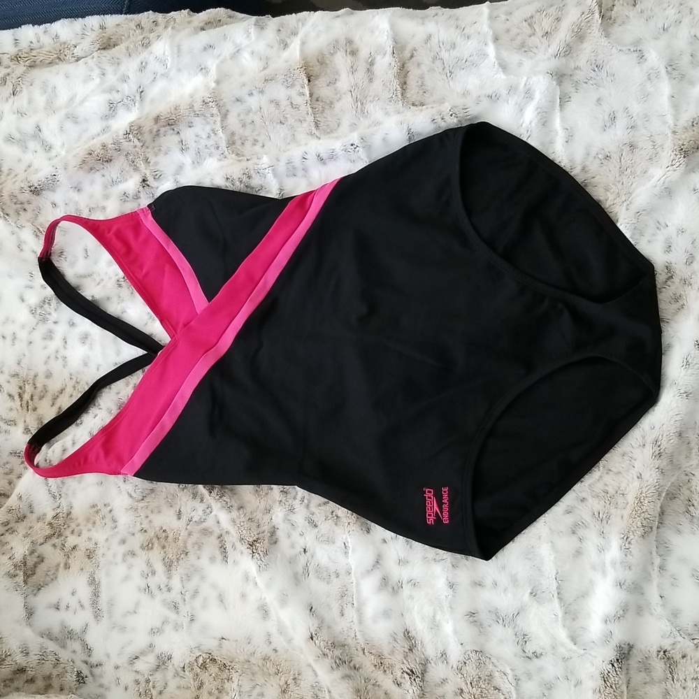 Women's Speedo swim suit size 8